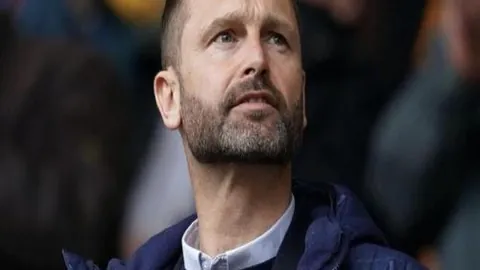 NBA赛事分析：活塞对阵湖人，专家推荐及让分预测